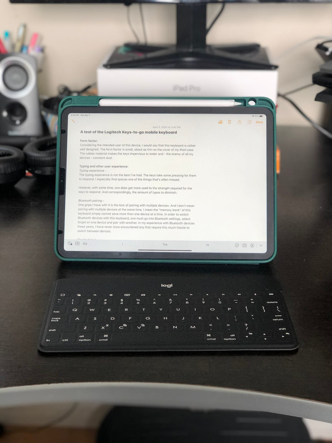 A Quick Review of the Logitech Keys-to-go mobile keyboard | by Eric Z |  Medium