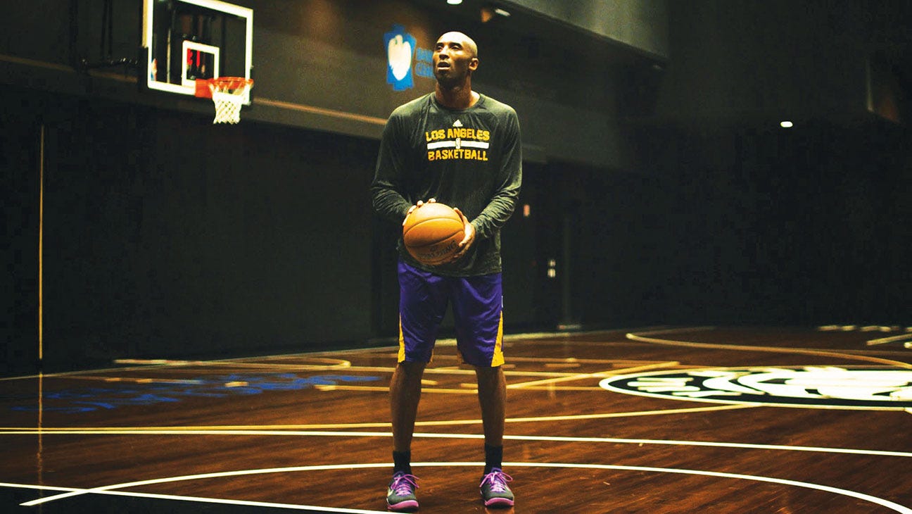 Kobe Bryant Practicing in the dark. 