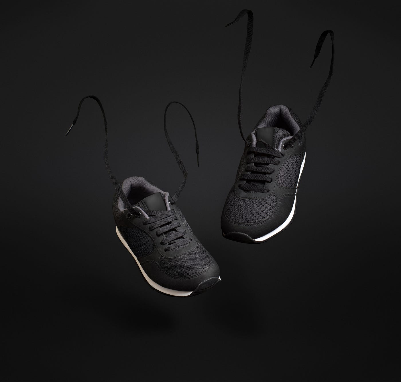 Dress zapatillas un calzado de etiqueta | by Foot on Mars | Foot on Mars | Medium
