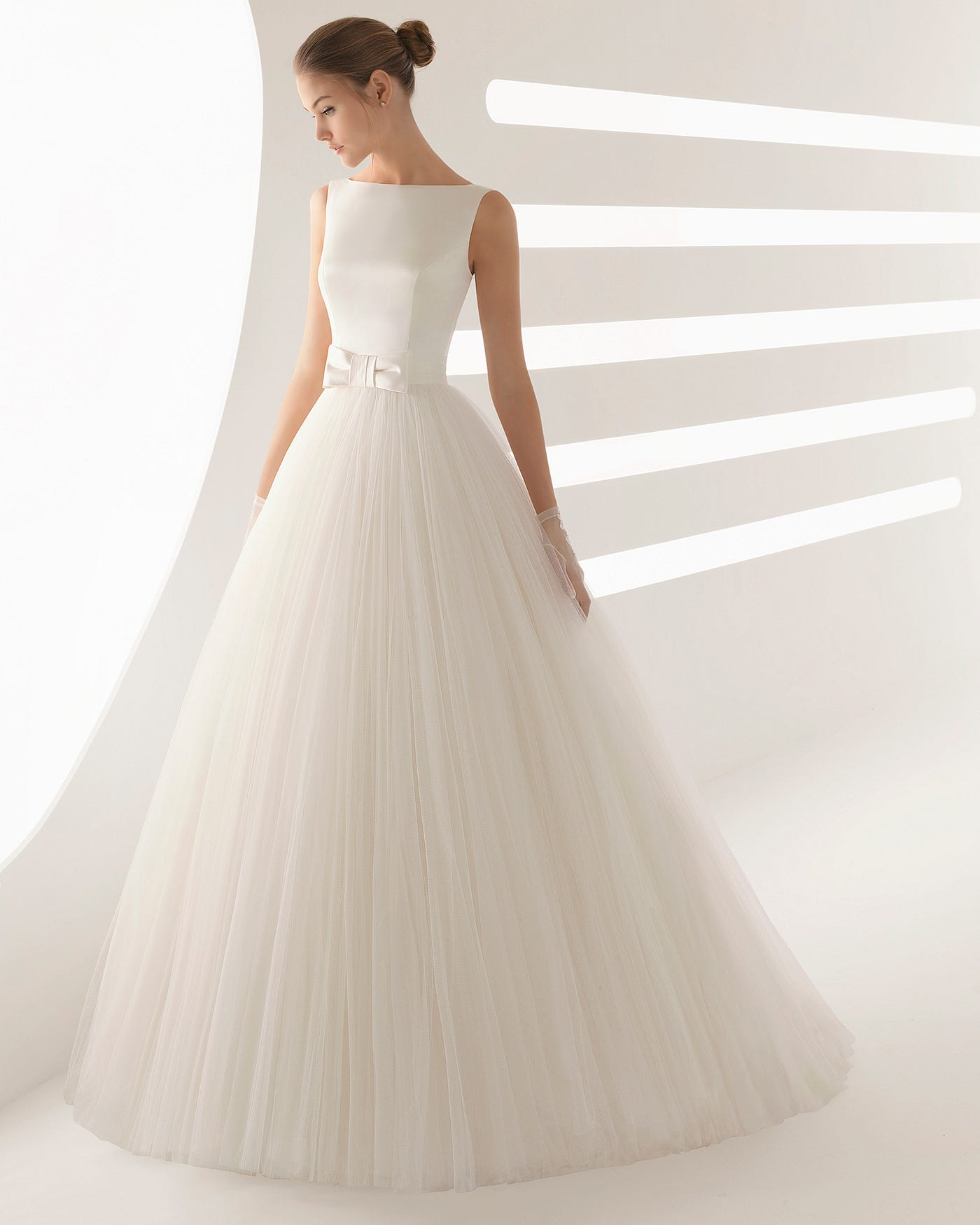 Vestido de noiva com saia de tule | by MKT Casamarela | Casamarela  Inspiration