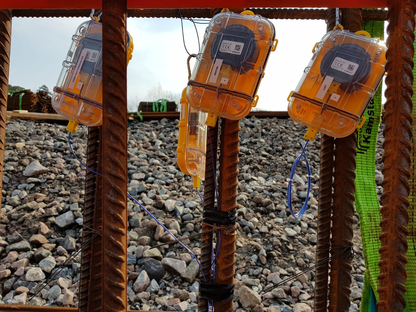 Kruse Smith has attached three Maturix sensors to three separate poles of reinforcing rebar.