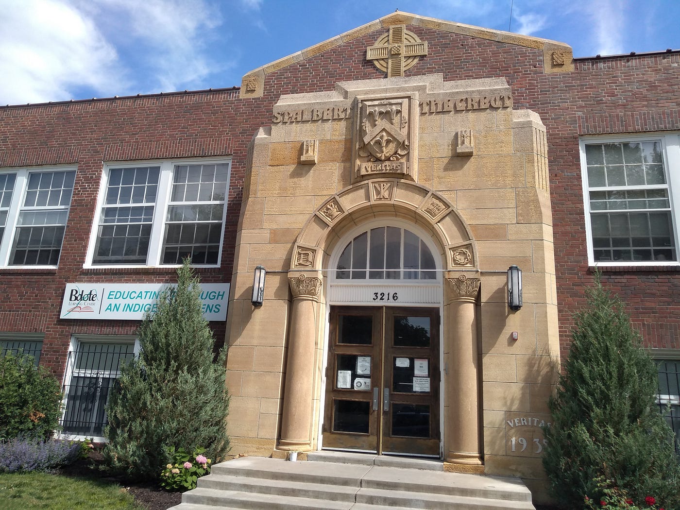 Northern Longfellow. No collection of words and photos can… by Max