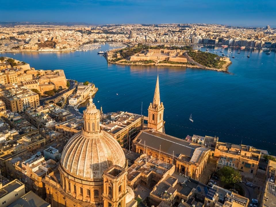 Malta. Esta isla del Mediterráneo dio un tratamiento impositivo especialmente favorable para el desarrollo de la industria de blockchain.