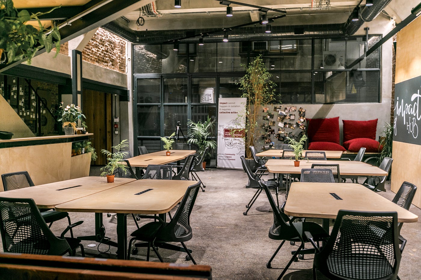 [Manager] Meet Impact Hub Istanbul | by Pauline Roussel | Coworkies ...