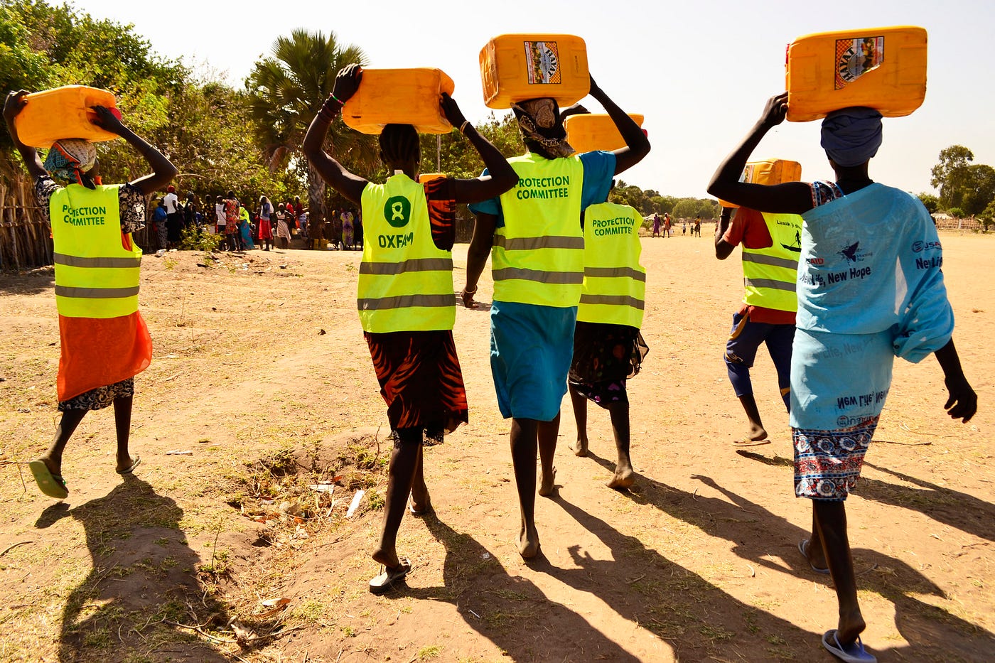 Oxfam food distribution to over 4,000 people on islands in Sudd swamp, South Sudan. Feb 2018 Credit: Rhea Catada/Oxfam