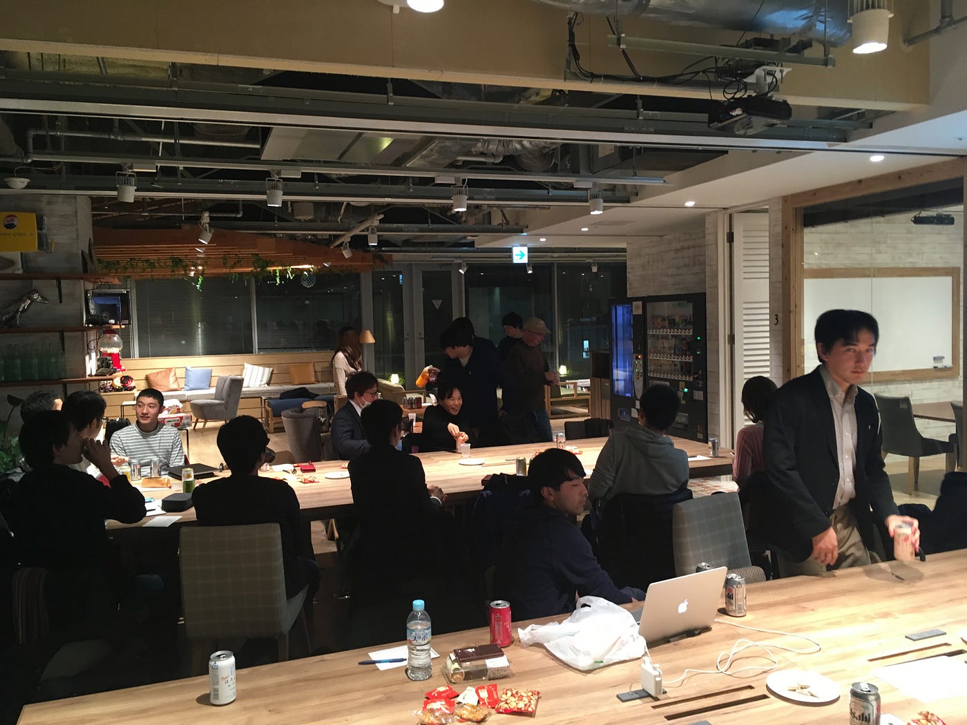 普段はiosエンジニアの方が英語の話をするとすごかった こんにちは 今日に備えてエイプリルフールの仕込みをされていた皆様お疲れ様でした By Daiki Matsudate Medium 普段はiosエンジニアの方が英語の話をするとすごかった こんにちは 今日に備えてエイプリルフールの仕込みをされていた皆様お疲れ様でした By Daiki Matsudate Medium