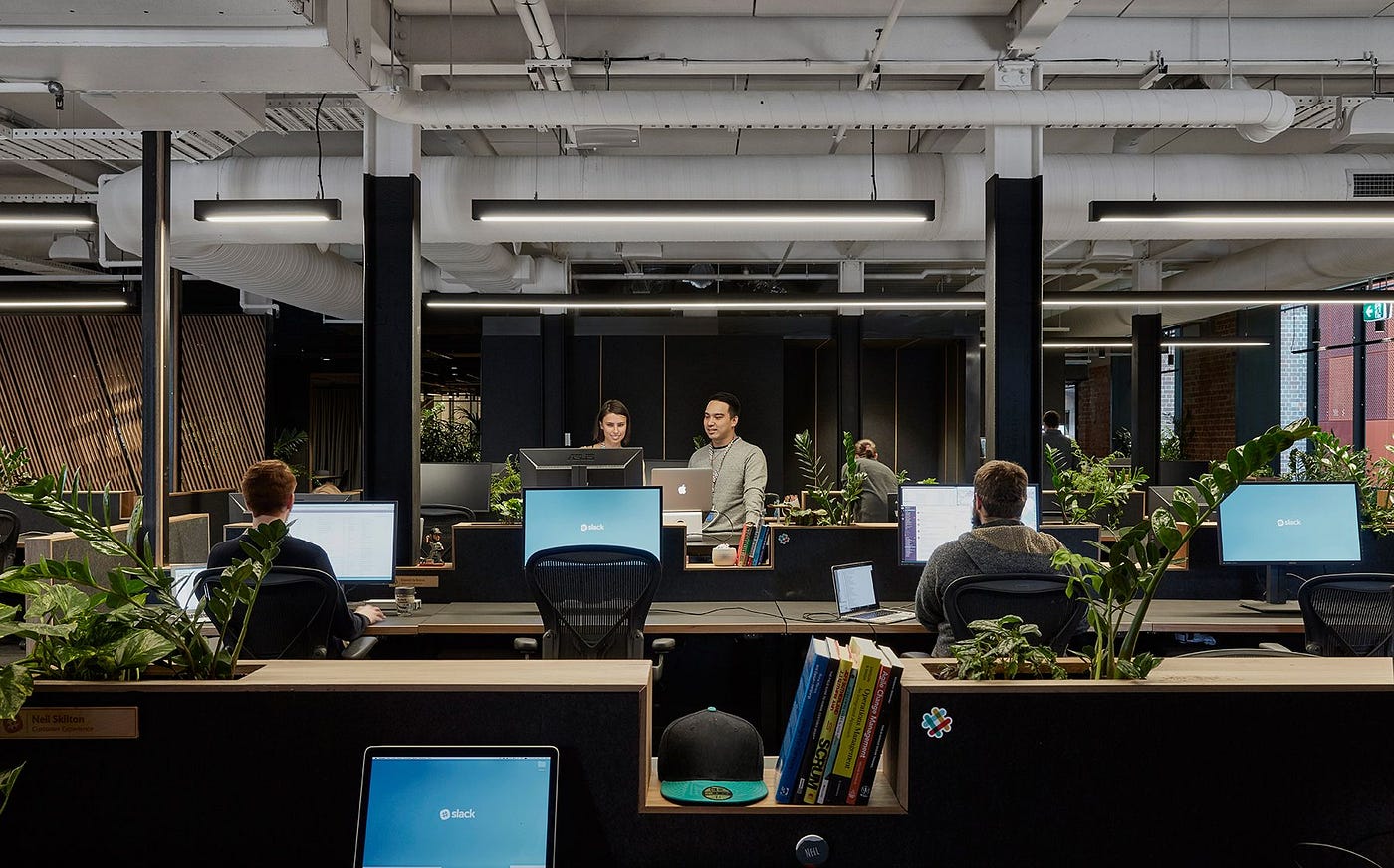 Um escritório do Slack