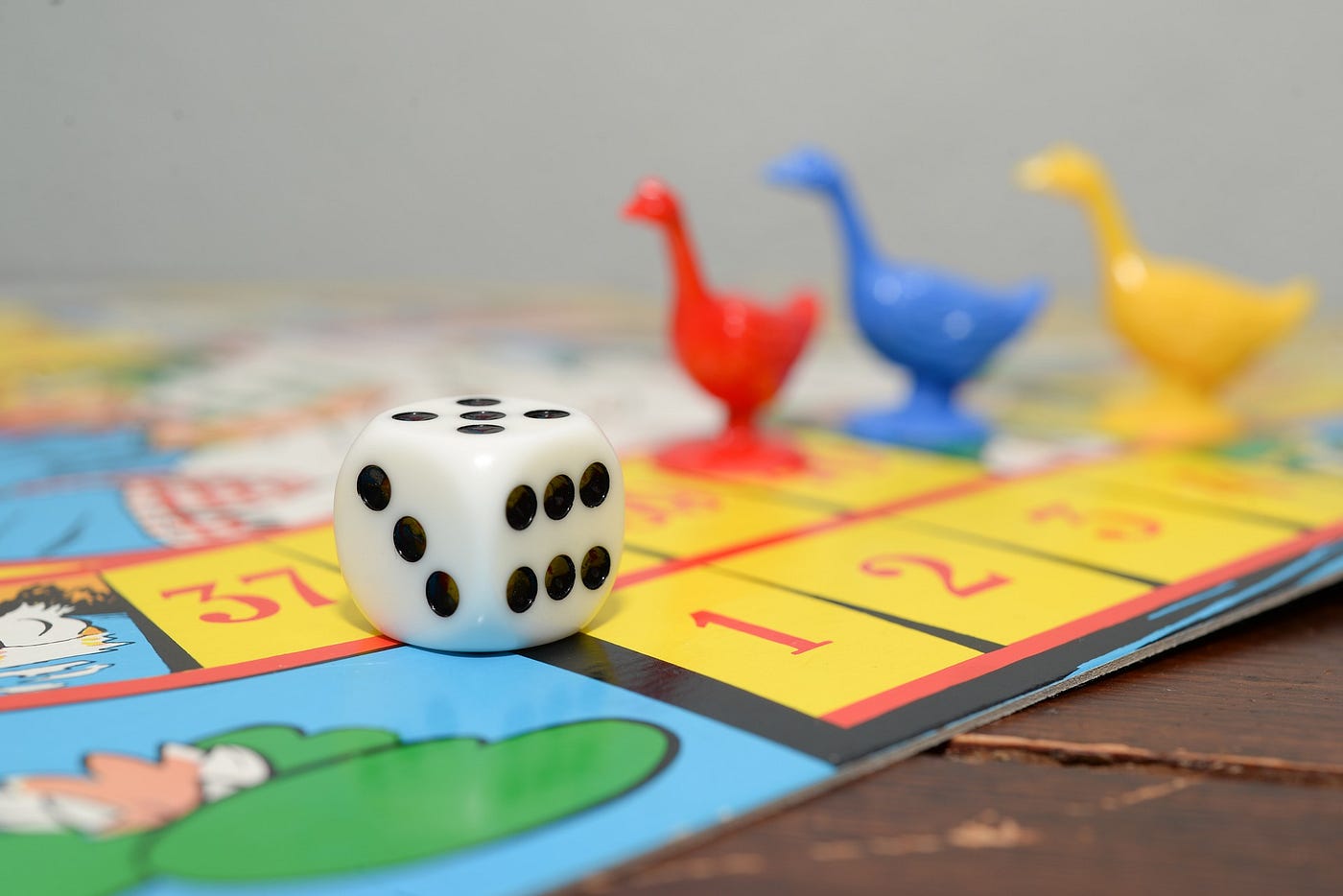 Beyond the Goose Game: design a roll-to-move that DOESN'T suck | by Erica  Esposito | Apple Developer Academy | Federico II | Medium