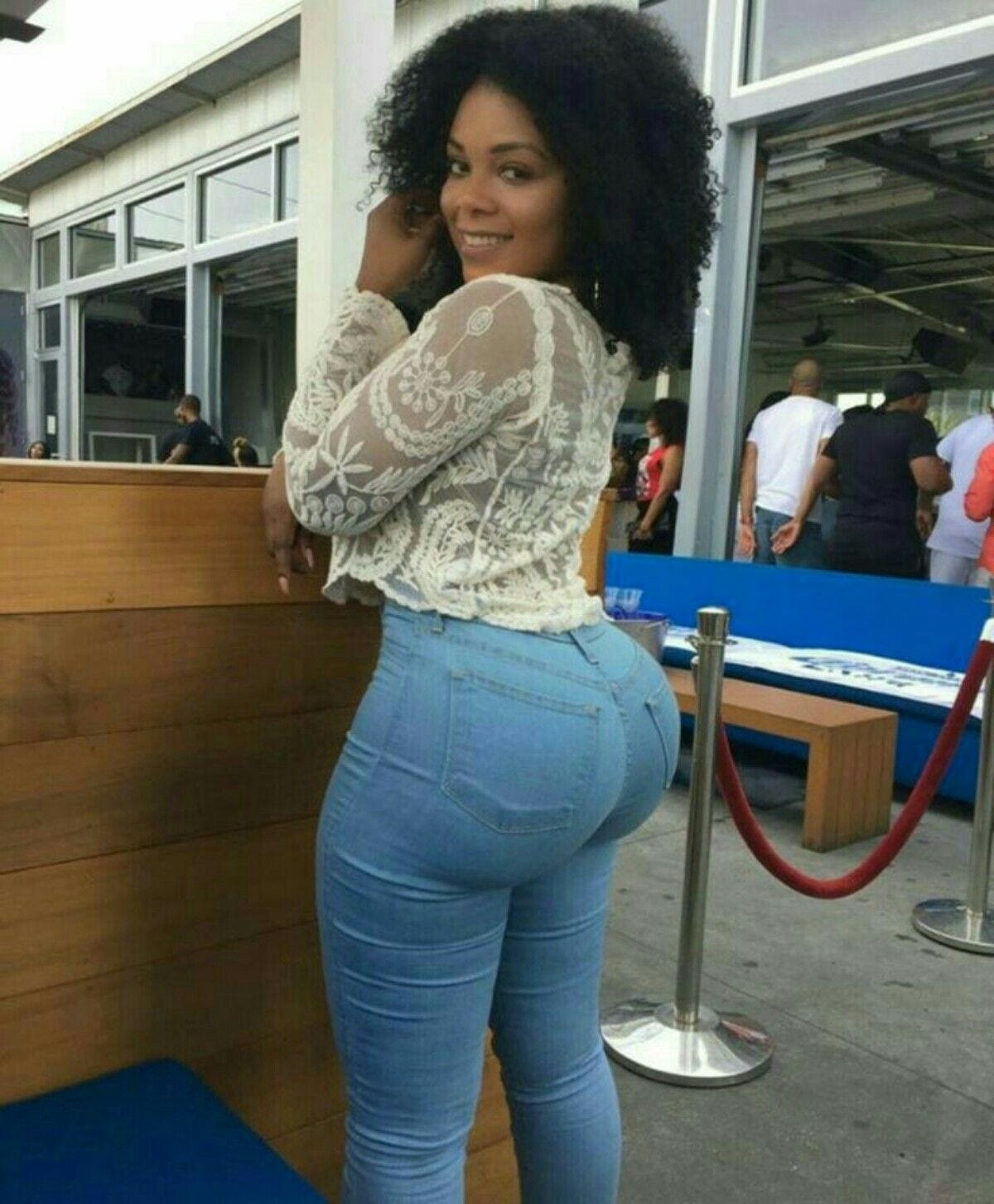 Ebony Round Ass