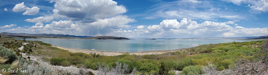 Mono Lake view from 395 Highway