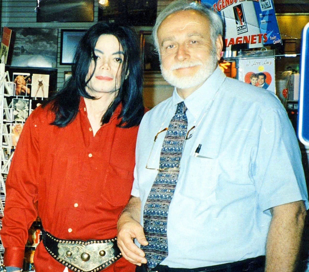 Michael Jackson e o cinto de Elvis Presley | by MJ Beats | MJ Beats | Tudo  sobre Michael Jackson