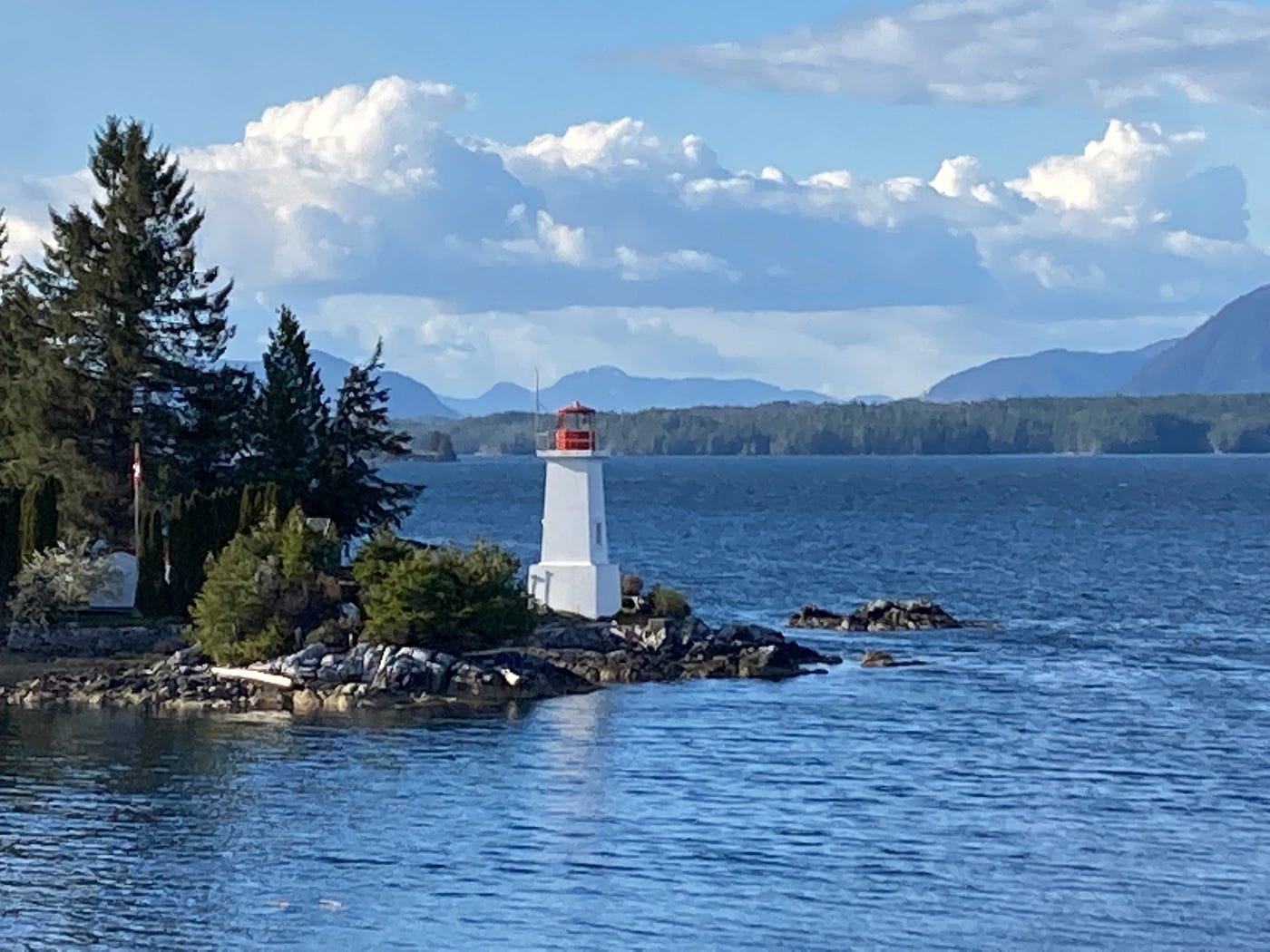 Living Alaska — What it is Like to Live in Alaska The Shortform Medium