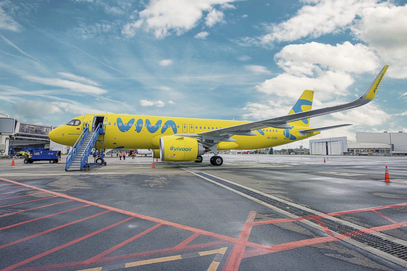 Viva Air implementa la solución de análisis de vuelos de GE Digital para  mejorar su consumo de combustible, reducir costos y ser más sostenibles |  by GE Reports Latinoamérica | GE Reports Latinoamérica