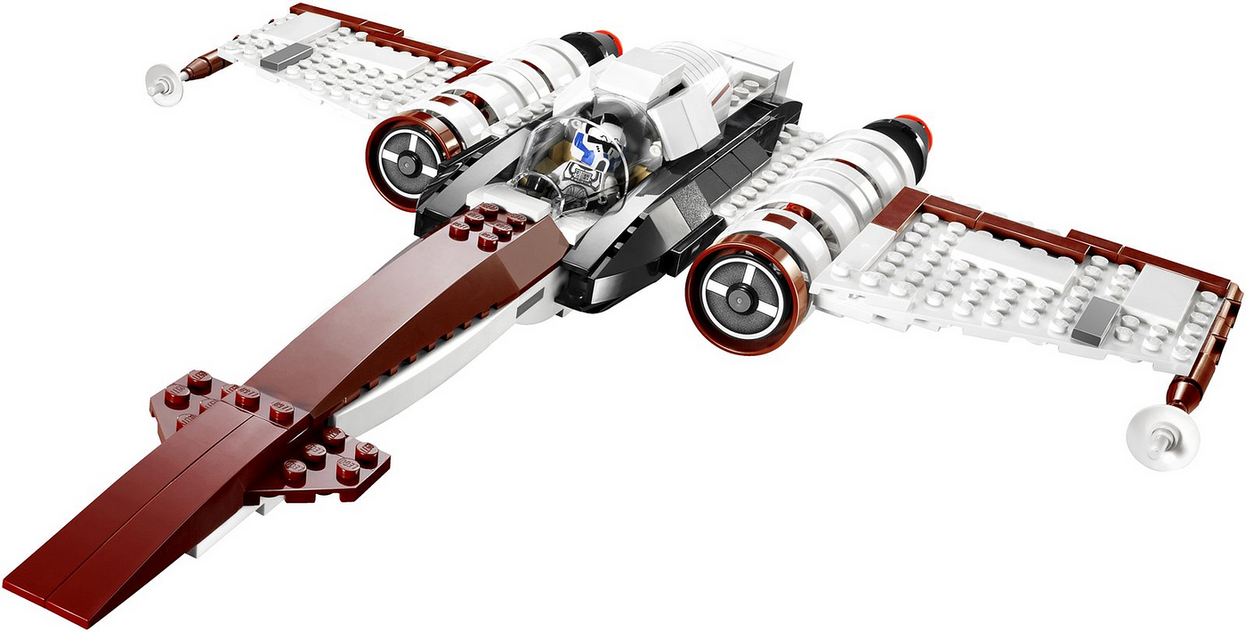 The evolution of the X-Wing as seen on Lego sets. | by Pablo Rigazzi |  GeekNotDead | Medium