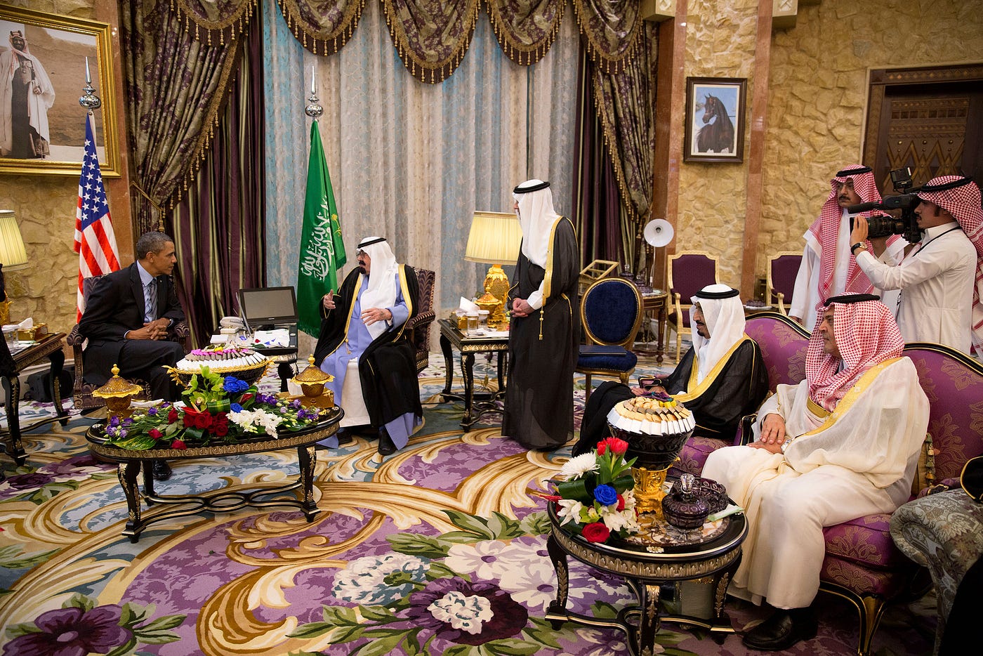 Behind the Lens: Photographing the President in 50 Countries | by The ...