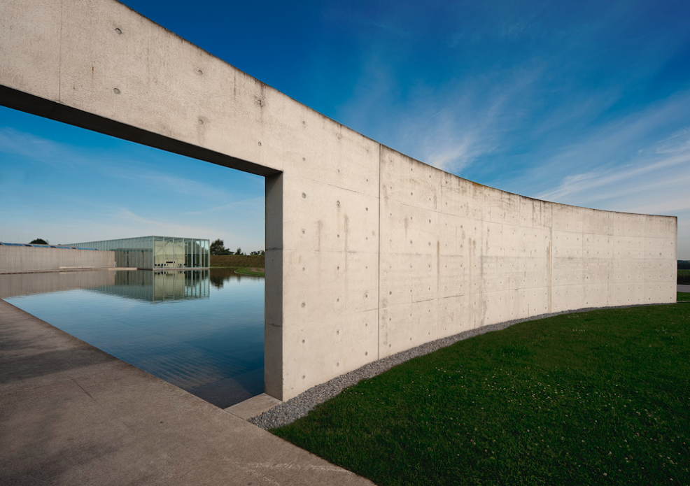 5 Actually Good Examples of “Walls” by Modelo Medium