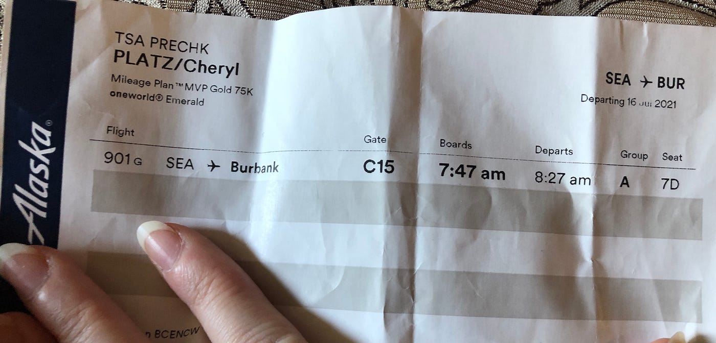 Air time travel: When delays become a design problem | by Cheryl Platz | UX  Collective