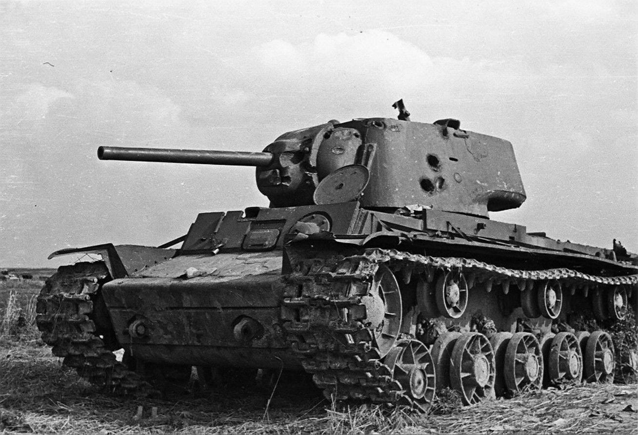 How Two Kv 1s Destroyed 43 Panzer Tanks By Calin Aneculaesei History Of Yesterday
