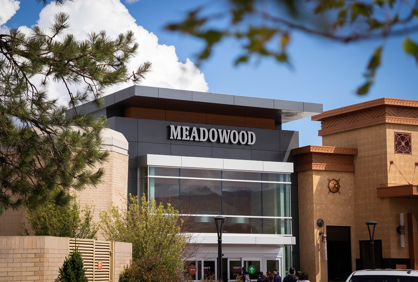 As Nevada malls reopen, small business tenants forge ahead | by Benjamin  Payne | Reno Tahoe Business Report | Medium
