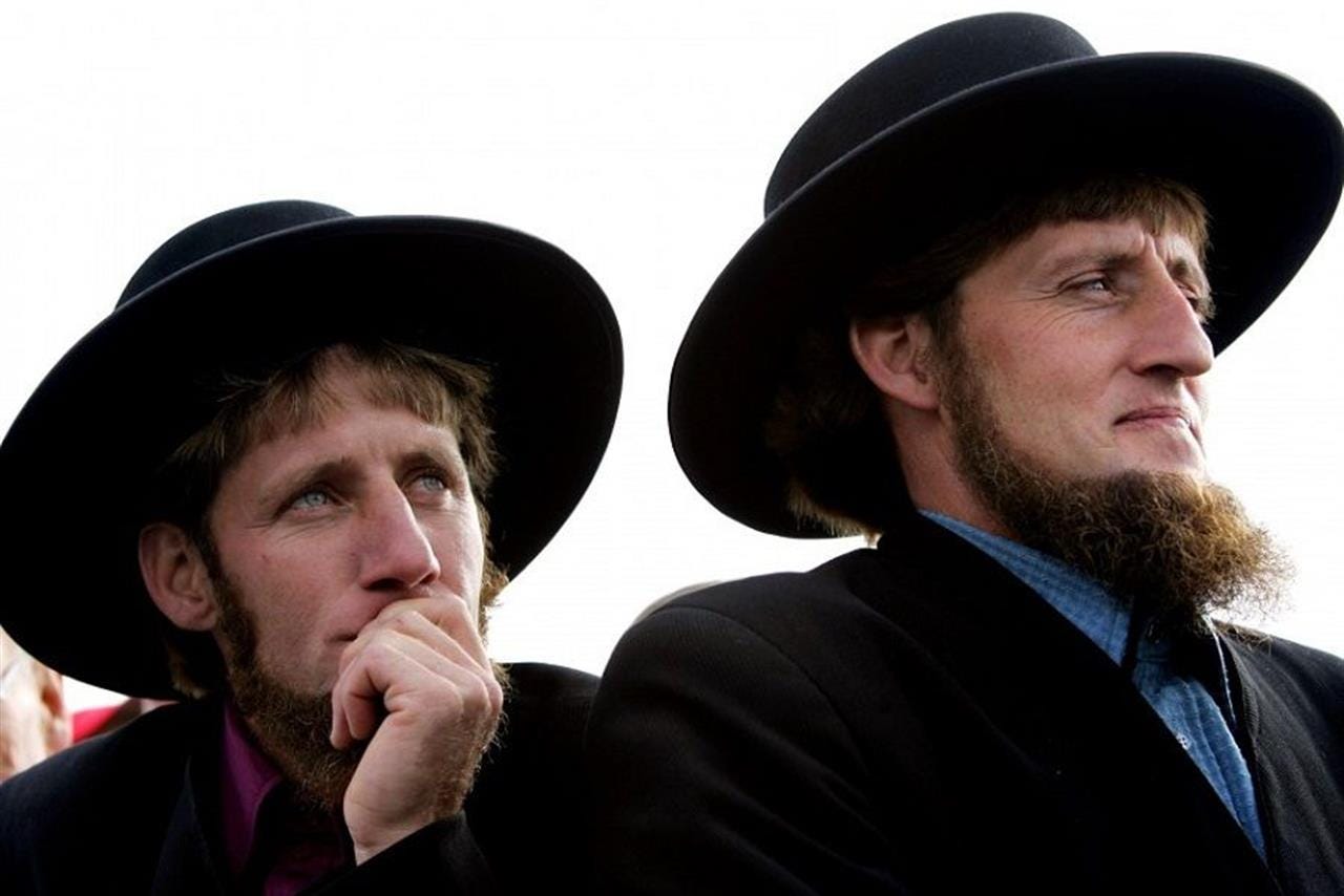Amish, in barba alla tecnologia. La comunità che resiste senza hi-tech | by  Giulia Viganò | Iride Magazine | Medium