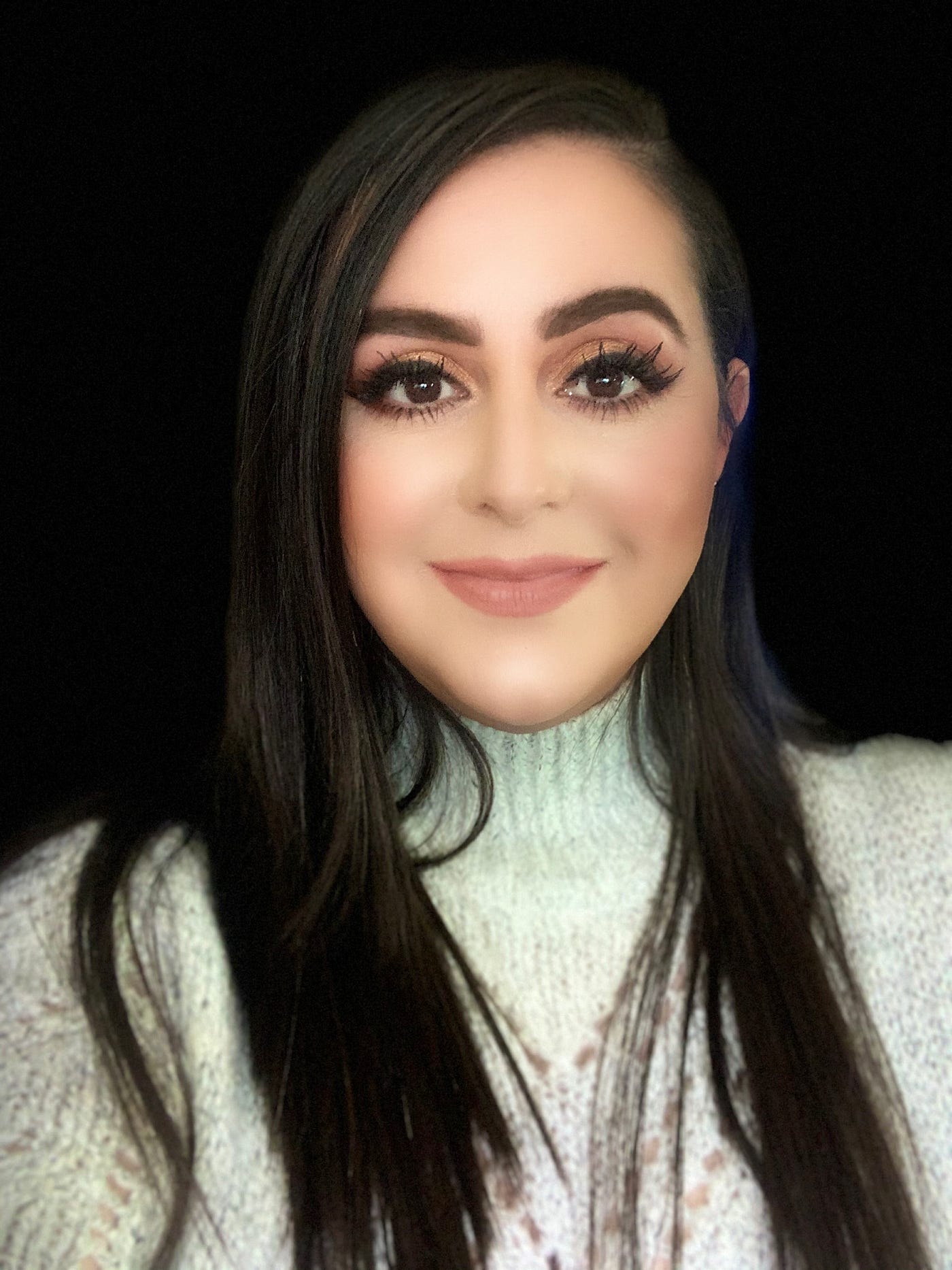 Adele Nasr Of Avant Sports 5 Things I Wish Someone Told Me Before I Became A C Suite Executive By Parveen Panwar Mr Activated Authority Magazine Medium
