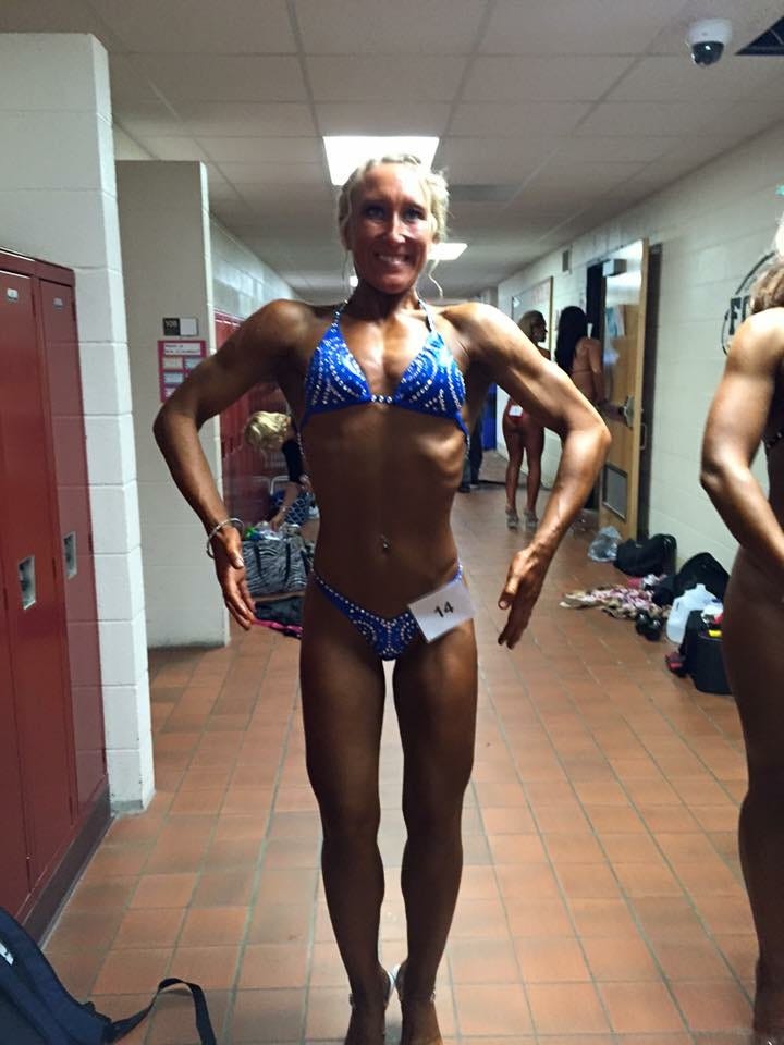 What It S Really Like To Enter A Bodybuilding Competition A Images, Photos, Reviews