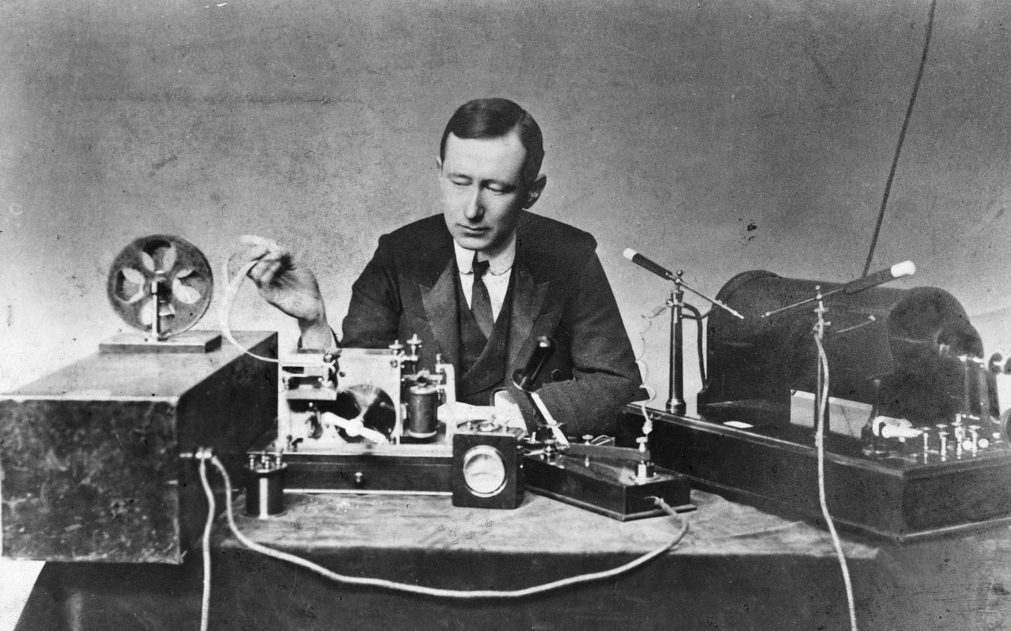 Guglielmo Marconi and the history of radio by Radio Fidelity Medium