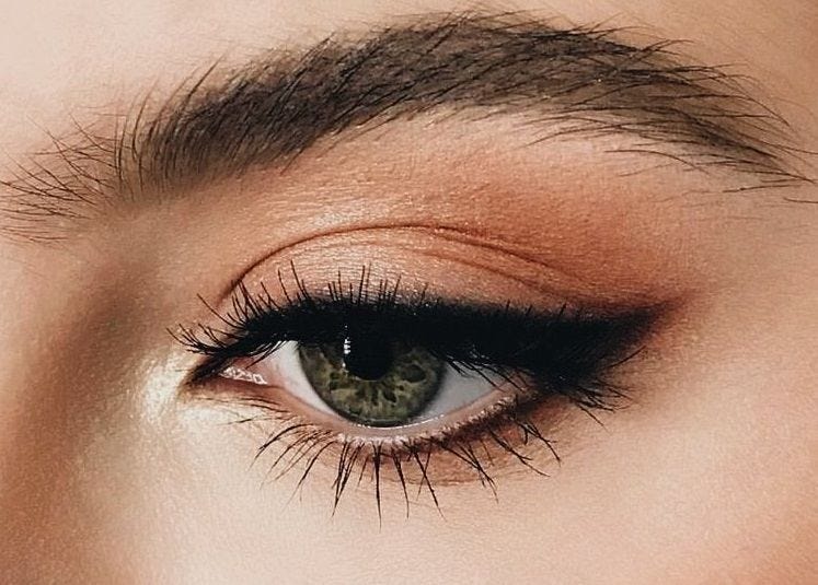 Eyeliner Mata Belo Homecare24