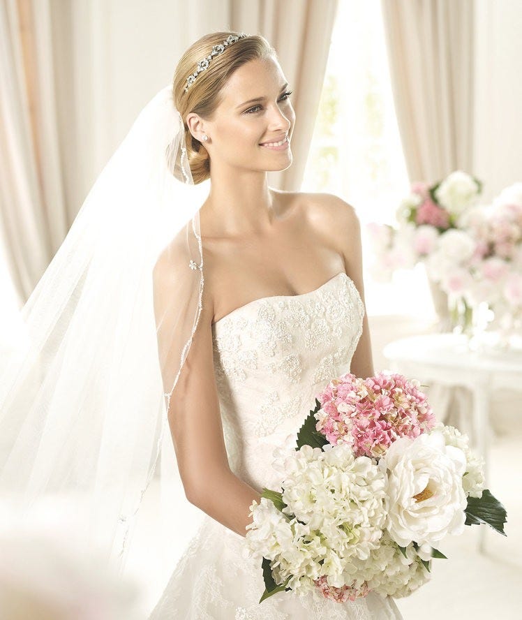 Pronovias Barroco Wedding Dress Sales Medium