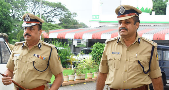 Alok Mohan Karnataka Ips Officer Getting Sorted Out Pays Us Good Looking By Alok Mohan Ips Adgp Medium Alok Mohan Karnataka Ips Officer Getting Sorted Out Pays Us Good Looking By Alok Mohan Ips Adgp Medium