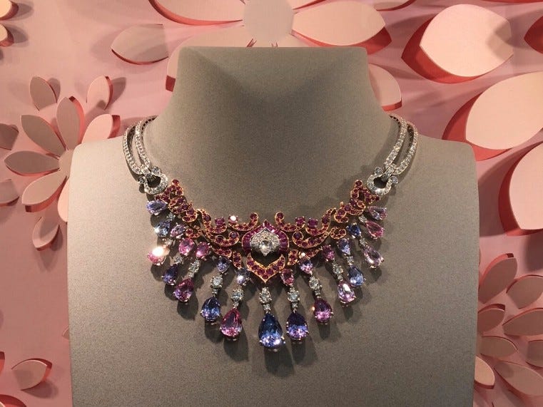 Nuance Howlite Emanuel Arch Jewelry Set