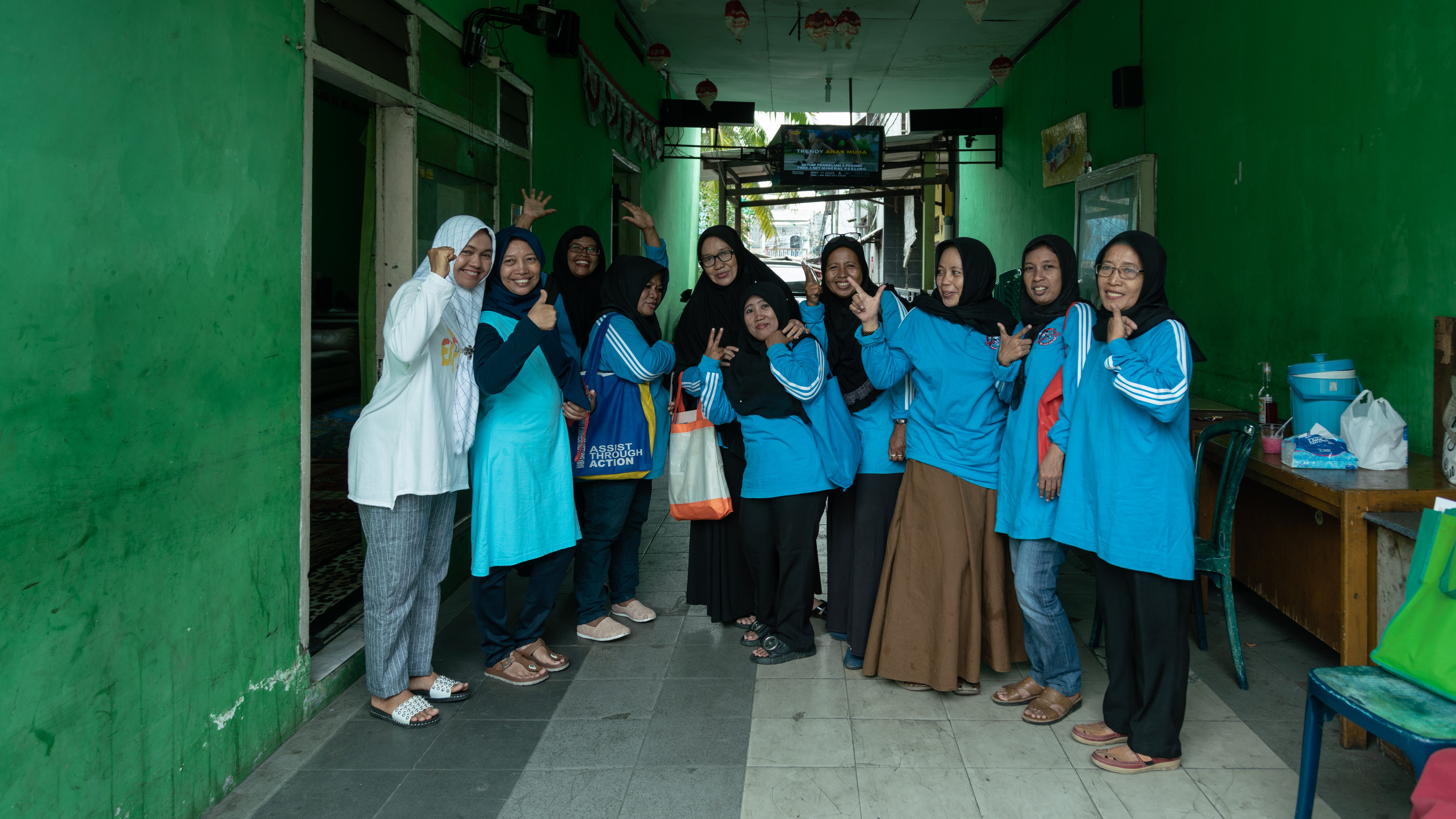 Meet Jakarta S Mosquito Ladies Usaid Ofda Medium