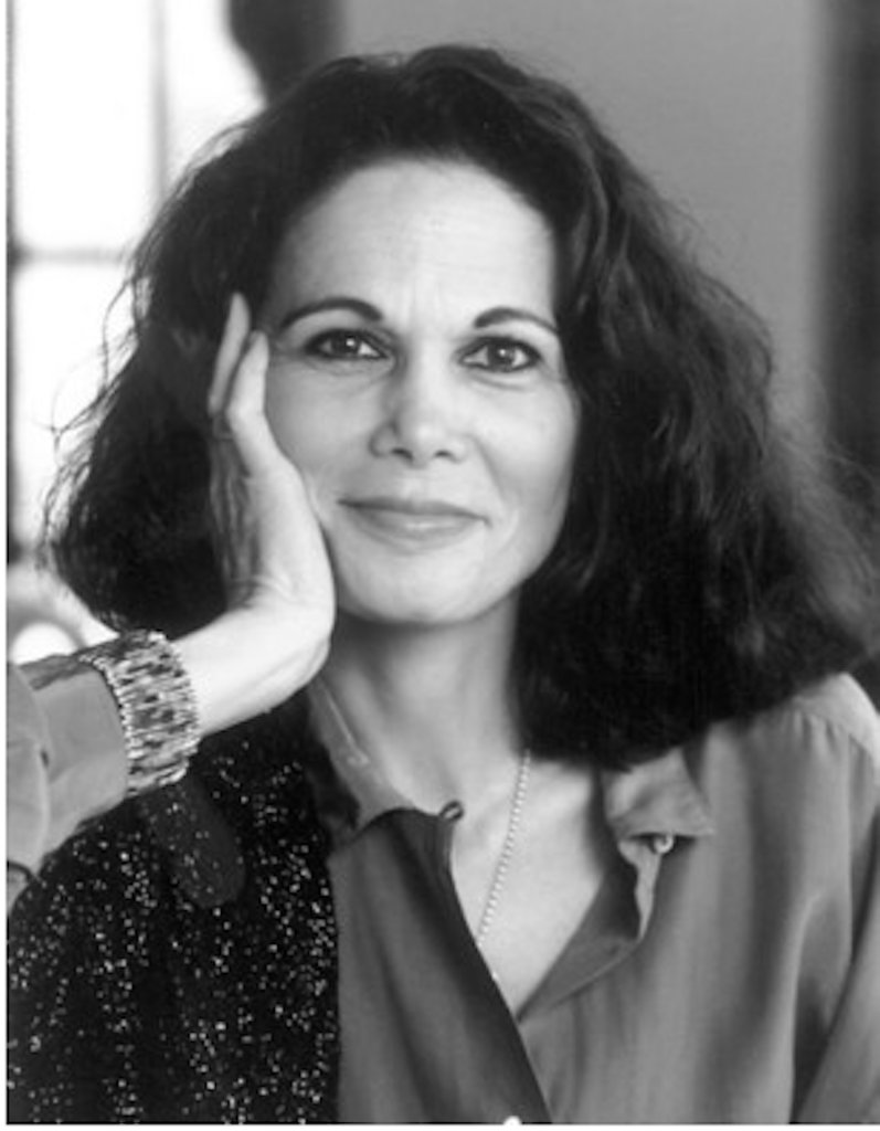 UN 9 DE ENERO CON JULIA ÁLVAREZ Don Gilberto Medium