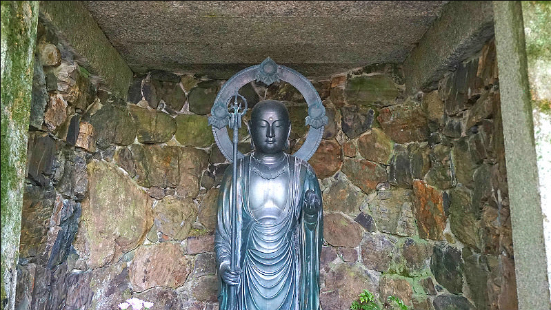 Notes From Visiting Honen In Temple By Yuzu Tamaki Medium Notes From Visiting Honen In Temple By Yuzu Tamaki Medium