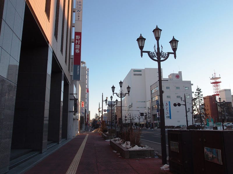 深冬の夕暮 釧路kushiro 工作繁忙的香港人都習慣走馬看花 雖說是長假期但往往都只能有七八天時間 By Mandu 旅樂做人