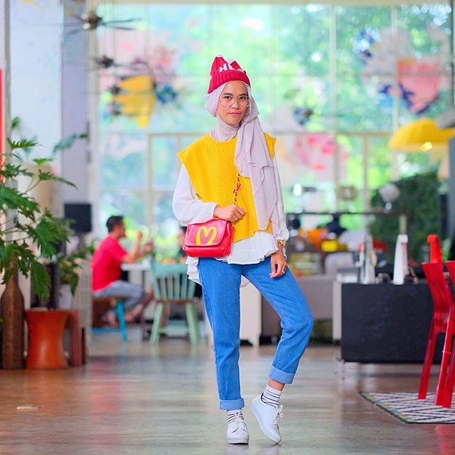 5 Gaya Ootd Selebgram Hijab Yang Bisa Kamu Tiru By Shopsmart Indonesia Medium