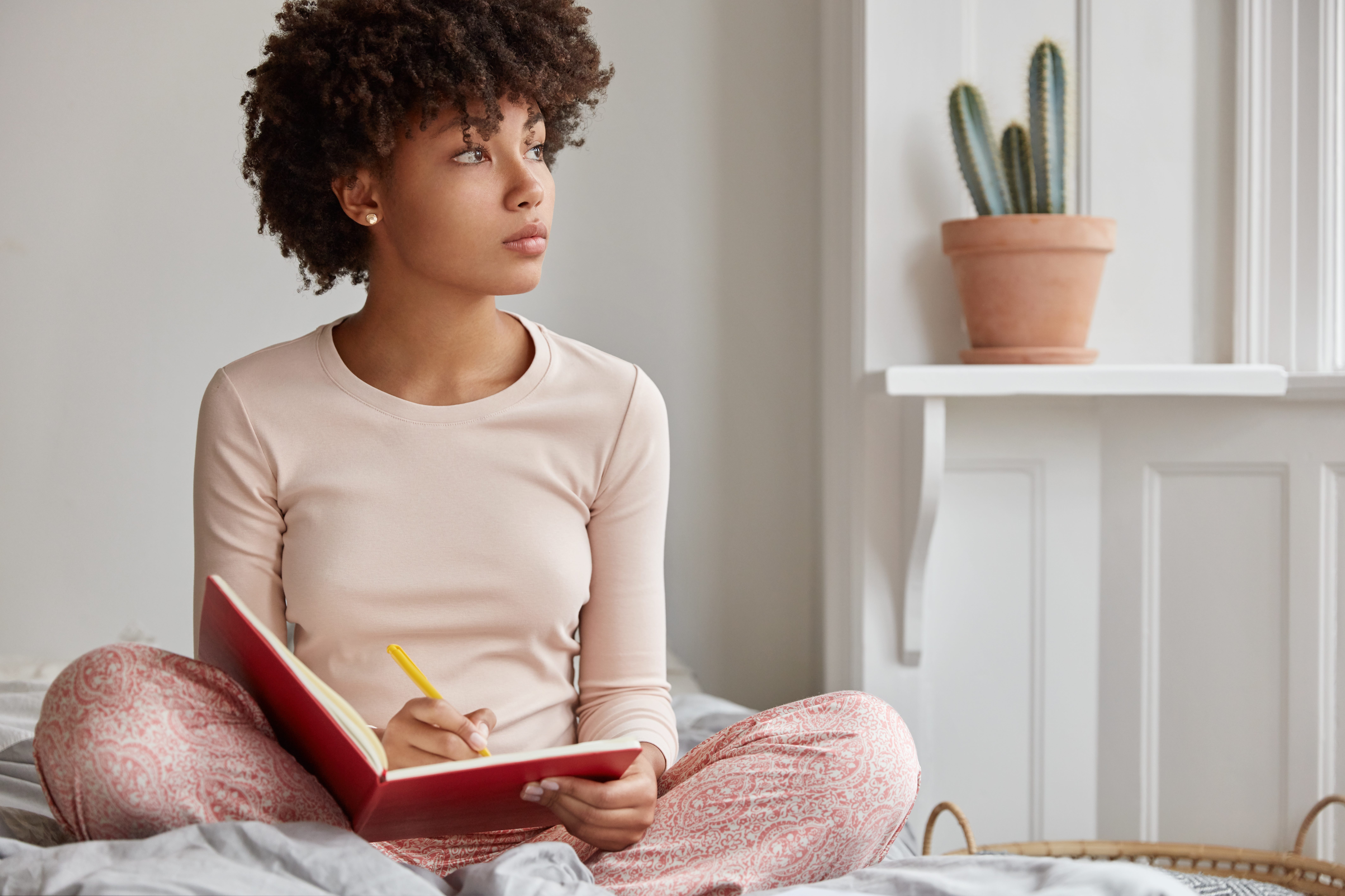 If Journaling Isn't Making You Better, Try Writing Poetry