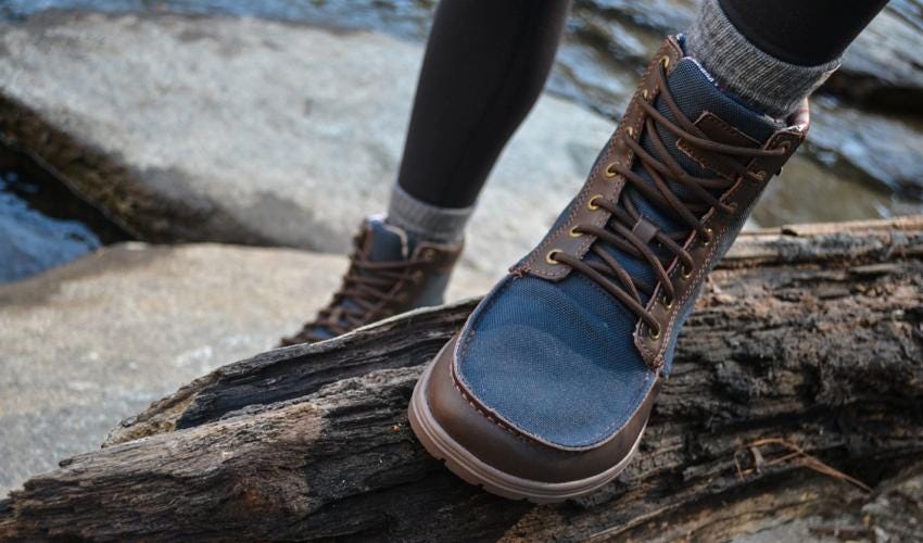 wide toe box casual shoes