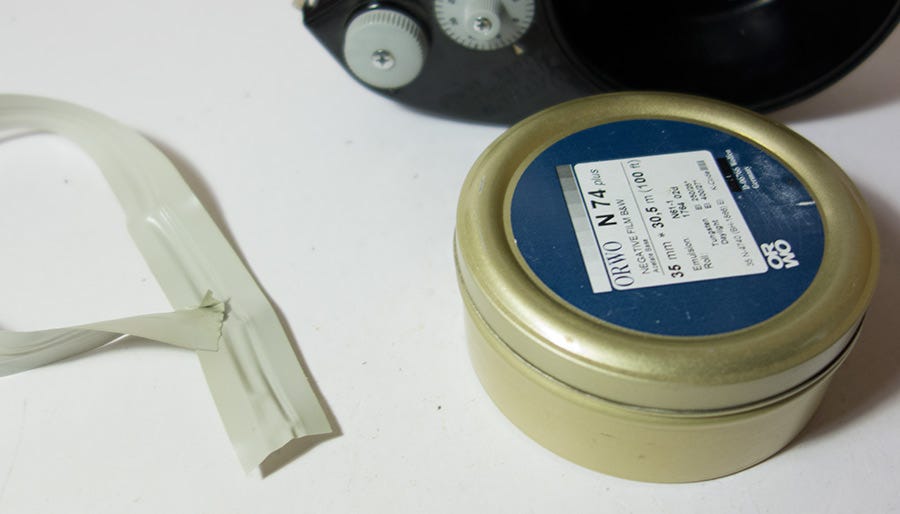 Bulk loading 35mm film, a 101 — Start to finish by Dave Lam lamlux