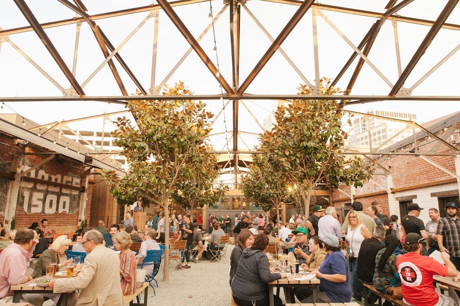 Tbi S 5 Best Beer Gardens In Oakland The Bold Italic