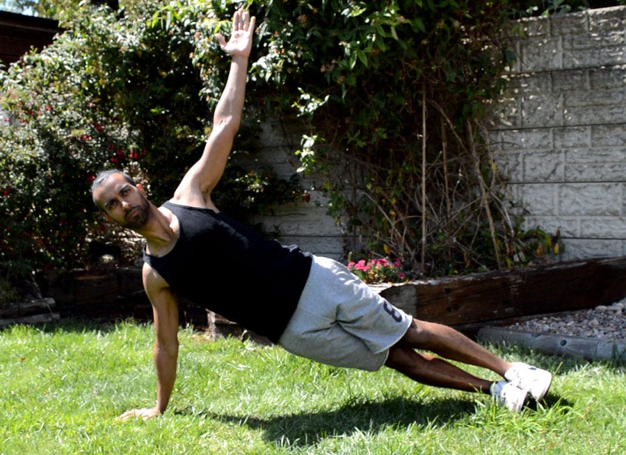 Exercises to Build Your Vlines. Movements to make your Adonis lines