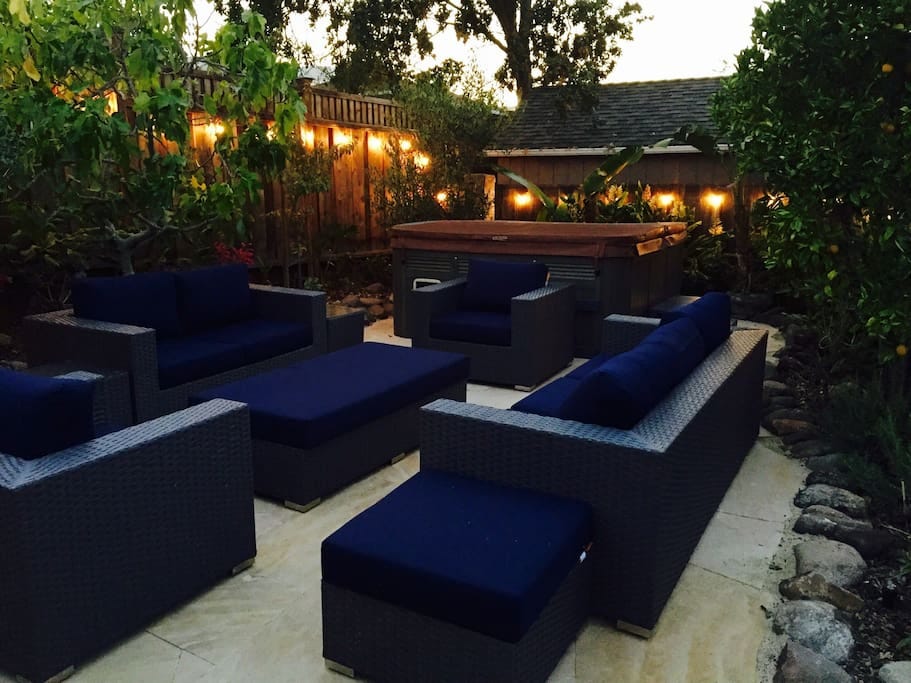 Airbnb Living in Someone Else’s House (x25) by Tack T. Hostfully