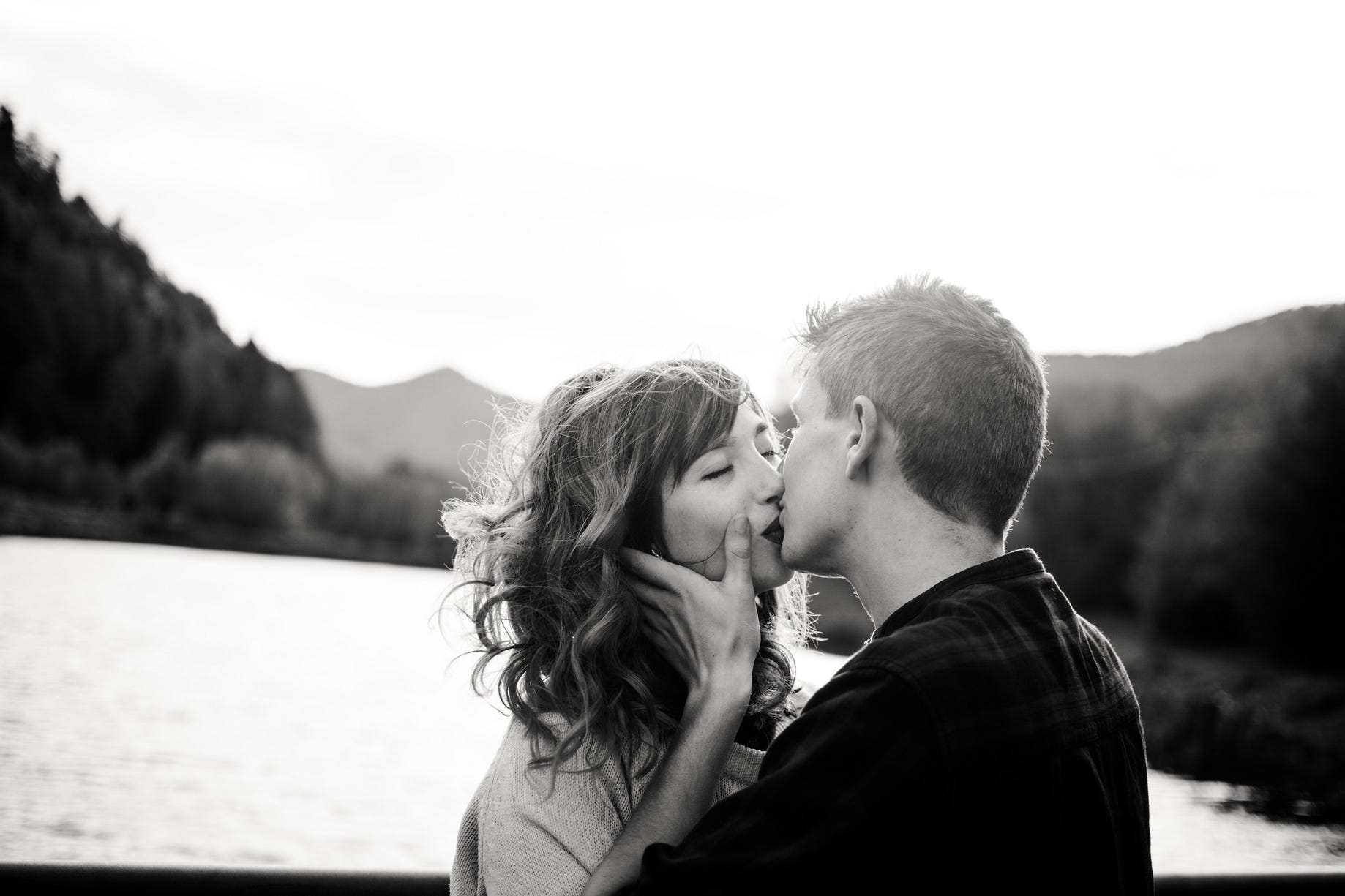 How To Flirt With Your Ex Boyfriend To Get Him Back Flirting With Ex After Breakup By Oliver Samuel Medium