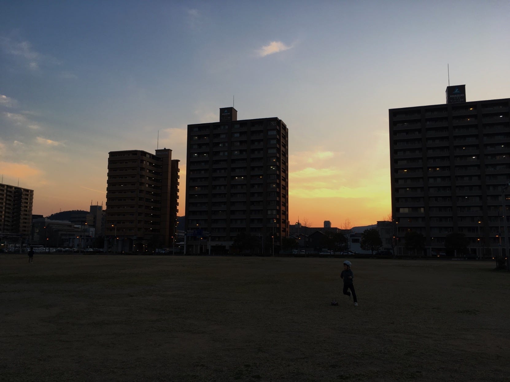 安西敦 Atsushi Anzai Medium 安西敦 Atsushi Anzai Medium