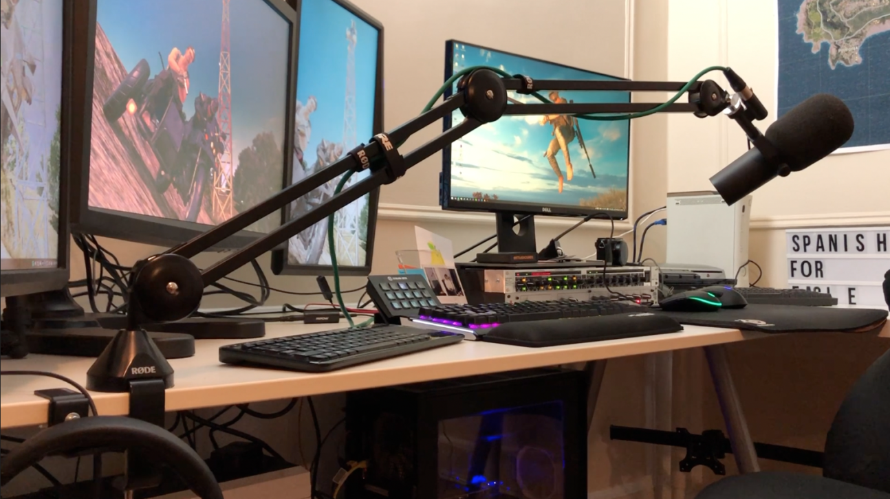 Finding My Voice On Twitch Obsessed Is What My Girlfriend Calls By Spanishforeagle Medium Finding My Voice On Twitch Obsessed Is What My Girlfriend Calls By Spanishforeagle Medium