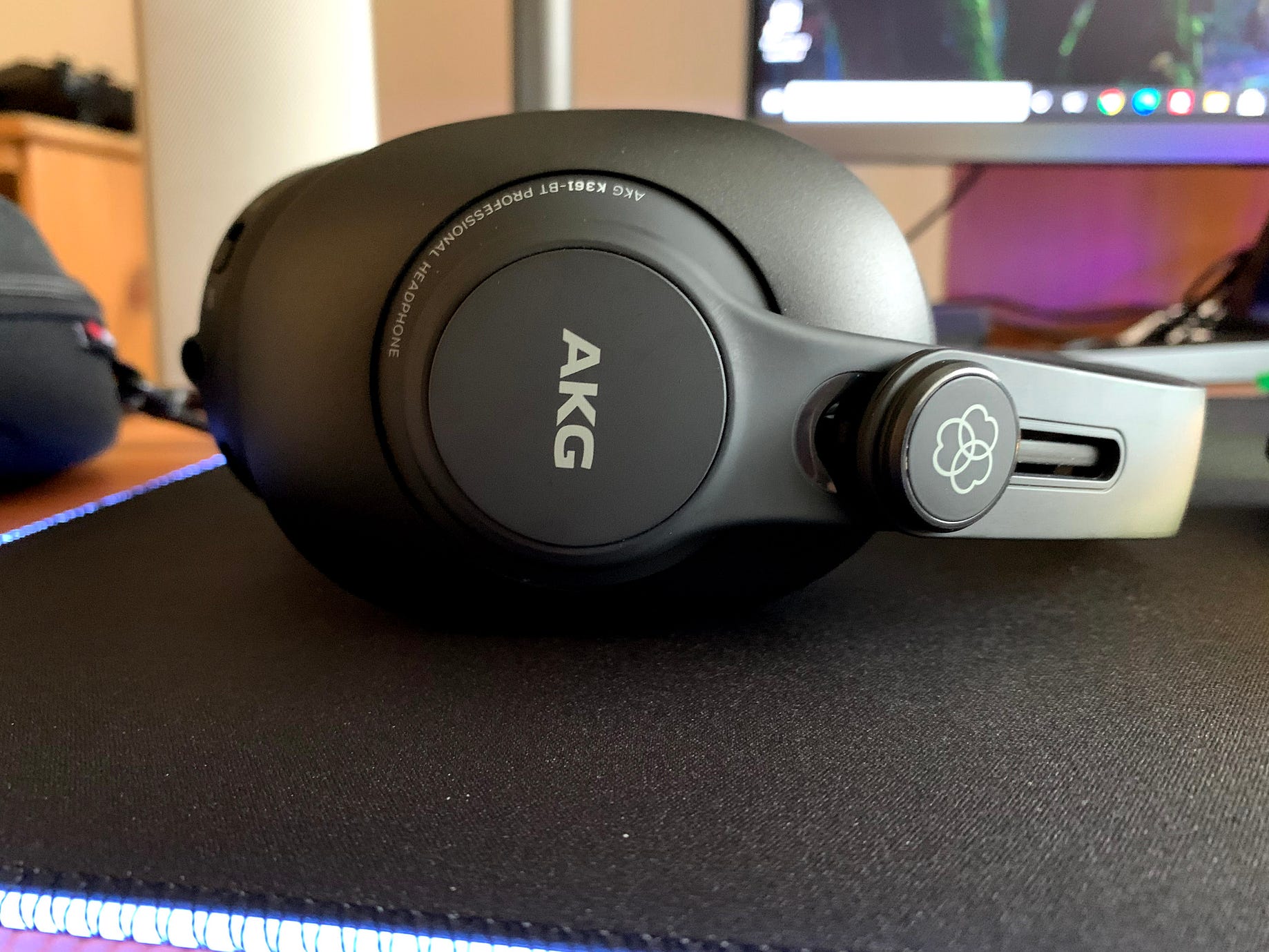 Razer Kraken V3 X Gaming Headset Review By Alex Rowe Medium Razer Kraken V3 X Gaming Headset Review By Alex Rowe Medium