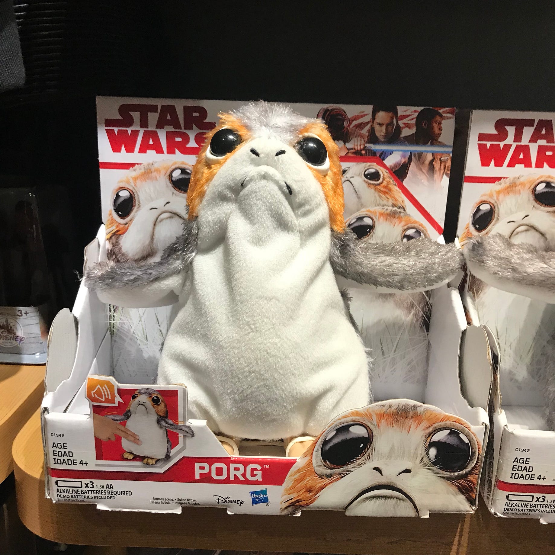 ハワイに先日行った話 もちろんディズニーグッズを漁る どの国に行ってもディズニーストアは絶対行くので買うものがなくともアラモアナのスト By Mayumi Sienne Medium ハワイに先日行った話 もちろんディズニーグッズを漁る どの国に行ってもディズニーストアは絶対行くので買うものがなくともアラモアナのスト By Mayumi Sienne Medium
