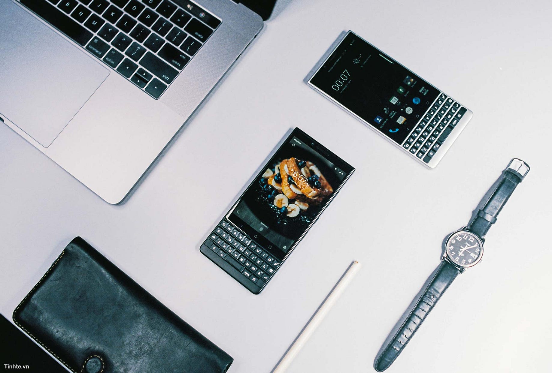Blackberry Keyone Sprint Ngay 28 8 2017 Blackberry Chinh Thá»©c Ra By Thien Sá»© Medium