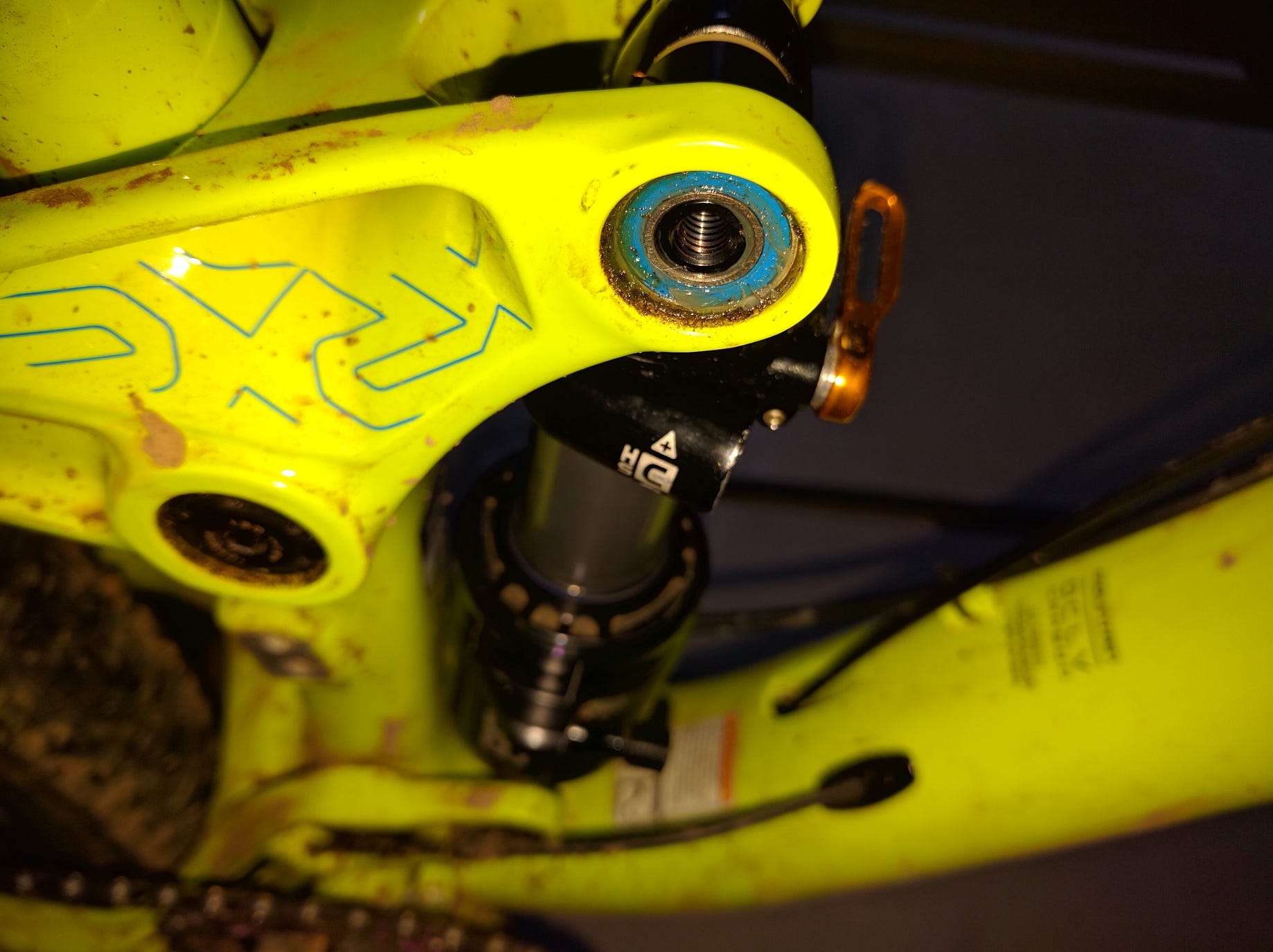 proprietary DRCV Trek Remedy 29 