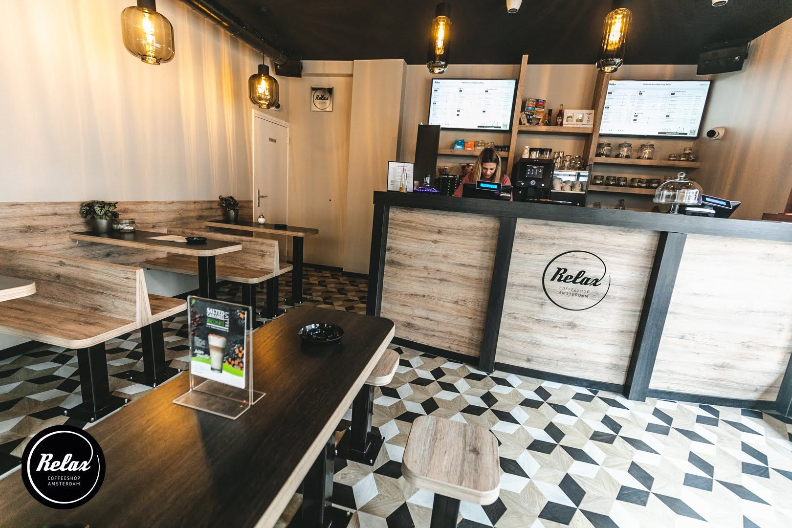 Coffeeshop Relax Medium